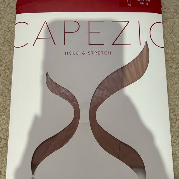 Set of six pairs of dancers tights. - Picture 10 of 13
